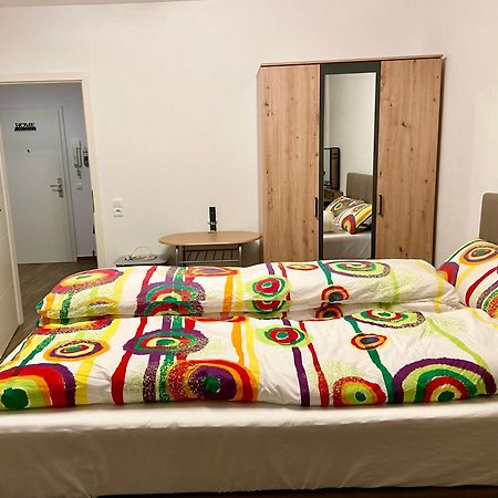 Apartment In Zentrum クレーフェルト エクステリア 写真