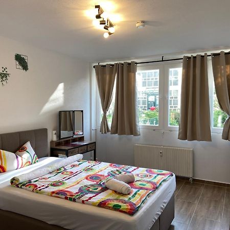 Apartment In Zentrum クレーフェルト エクステリア 写真