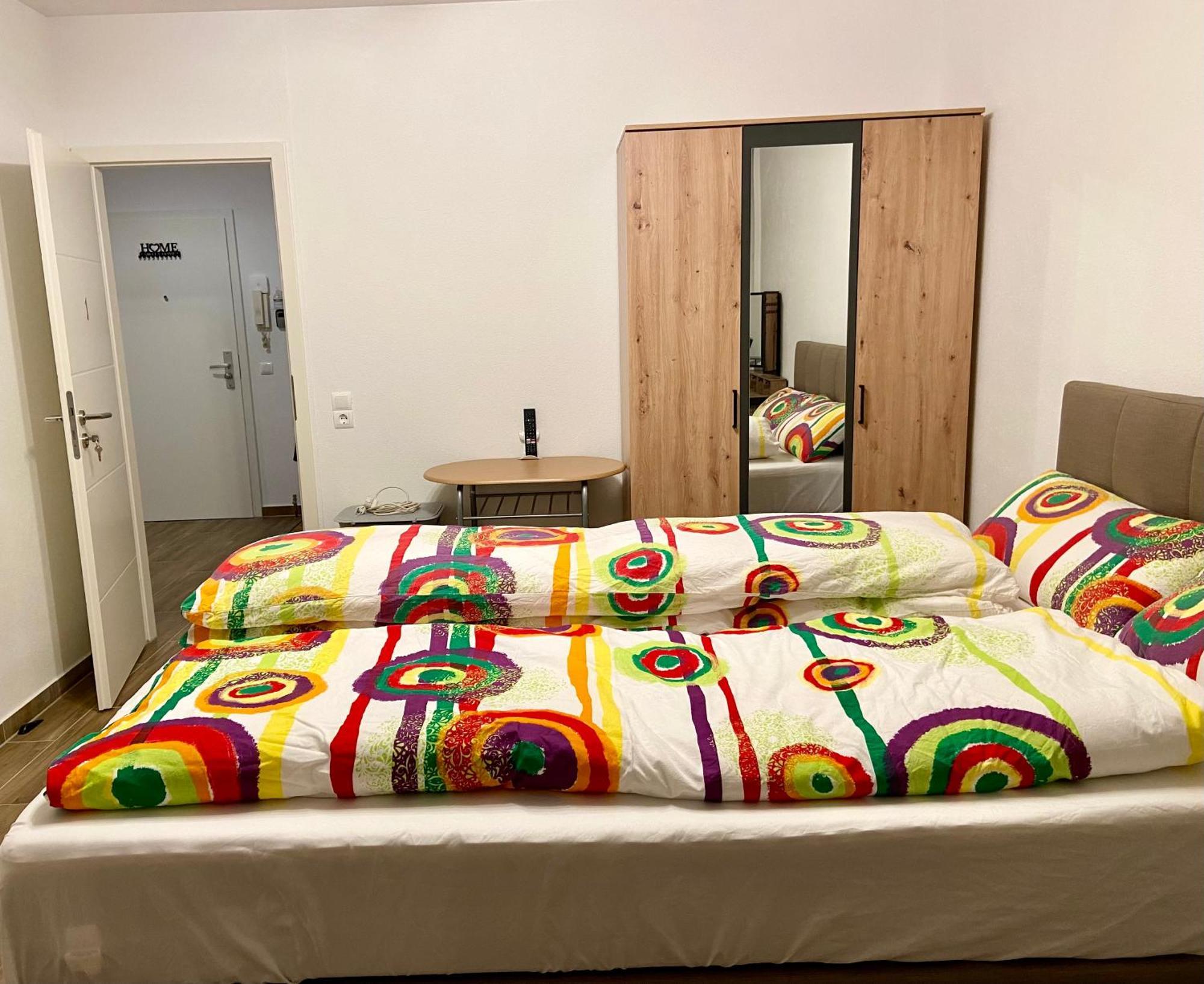 Apartment In Zentrum クレーフェルト エクステリア 写真